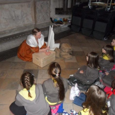 Brownies 2 Lady Shovell tells the Brownies about the wreck of the Association and how Sir Cloudesley Shovell died.